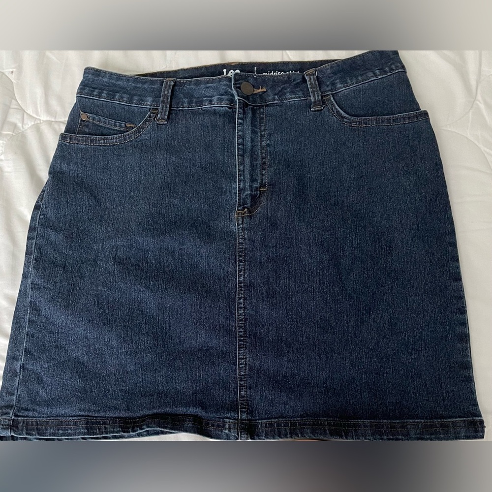 Blue Lee midrise skirt with shorts inside